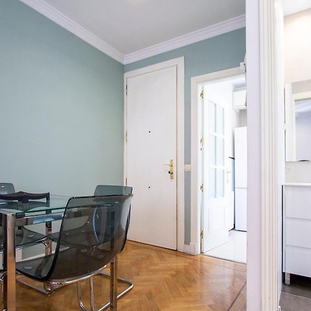 Apartamentos Dali Madrid Kültér fotó