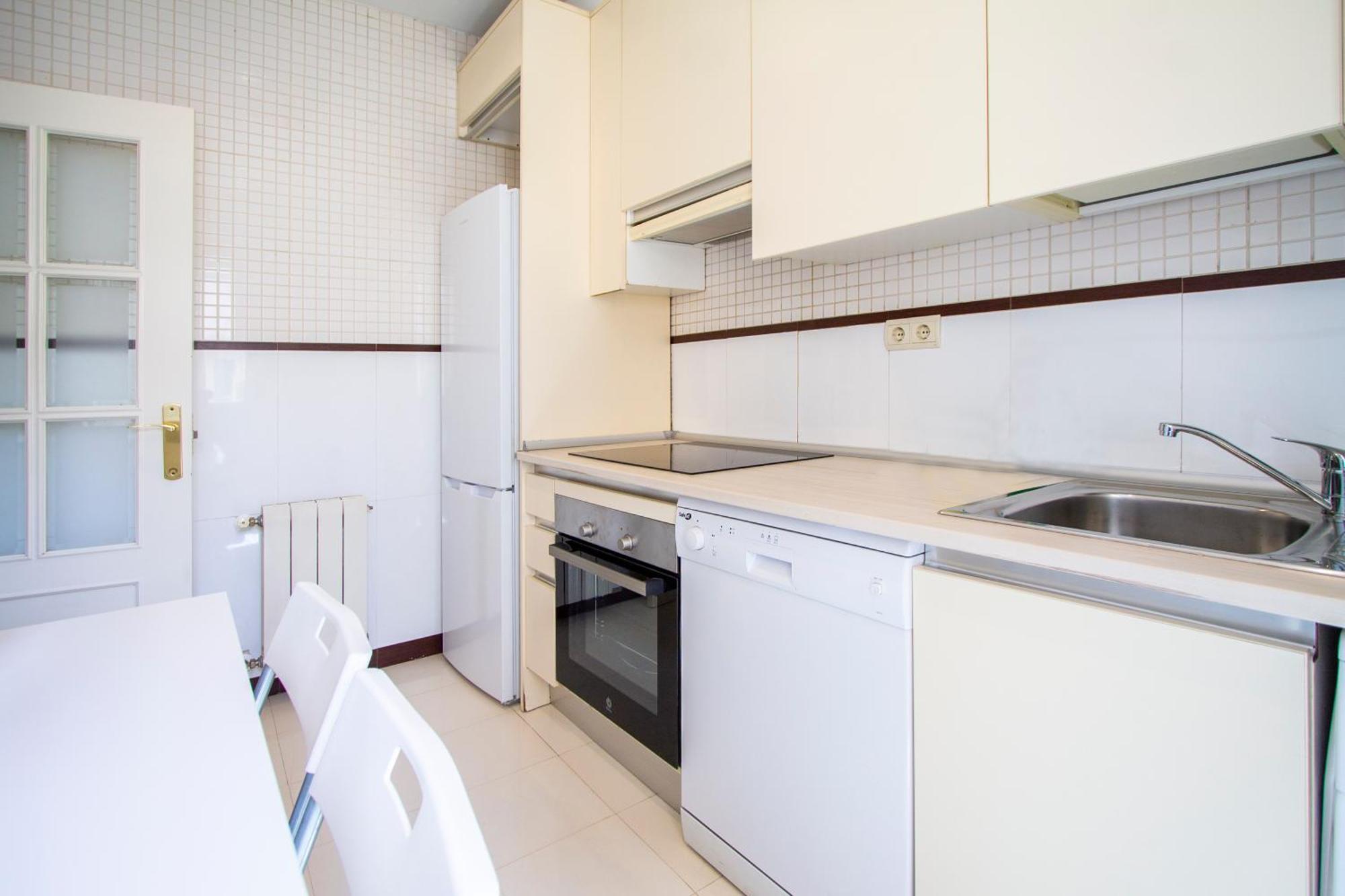 Apartamentos Dali Madrid Kültér fotó