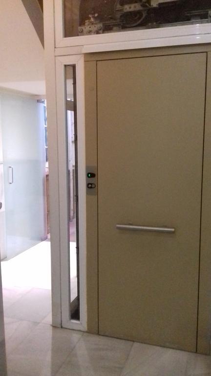 Apartamentos Dali Madrid Kültér fotó