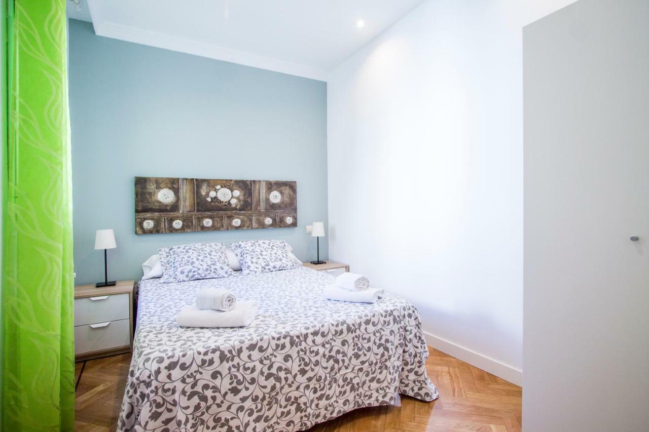 Apartamentos Dali Madrid Kültér fotó
